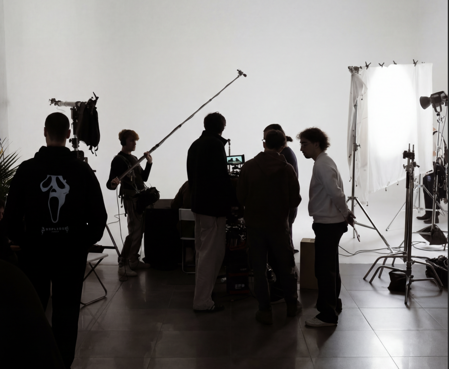 EFD Studios colabora con la ECAM en el curso intensivo “El control de la luz” EFD Studios colabora con la ECAM en el curso intensivo “El control de la luz”